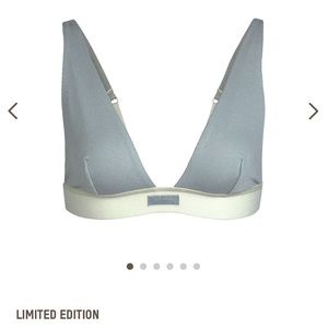 Skims Plunge bra XS - Mineral